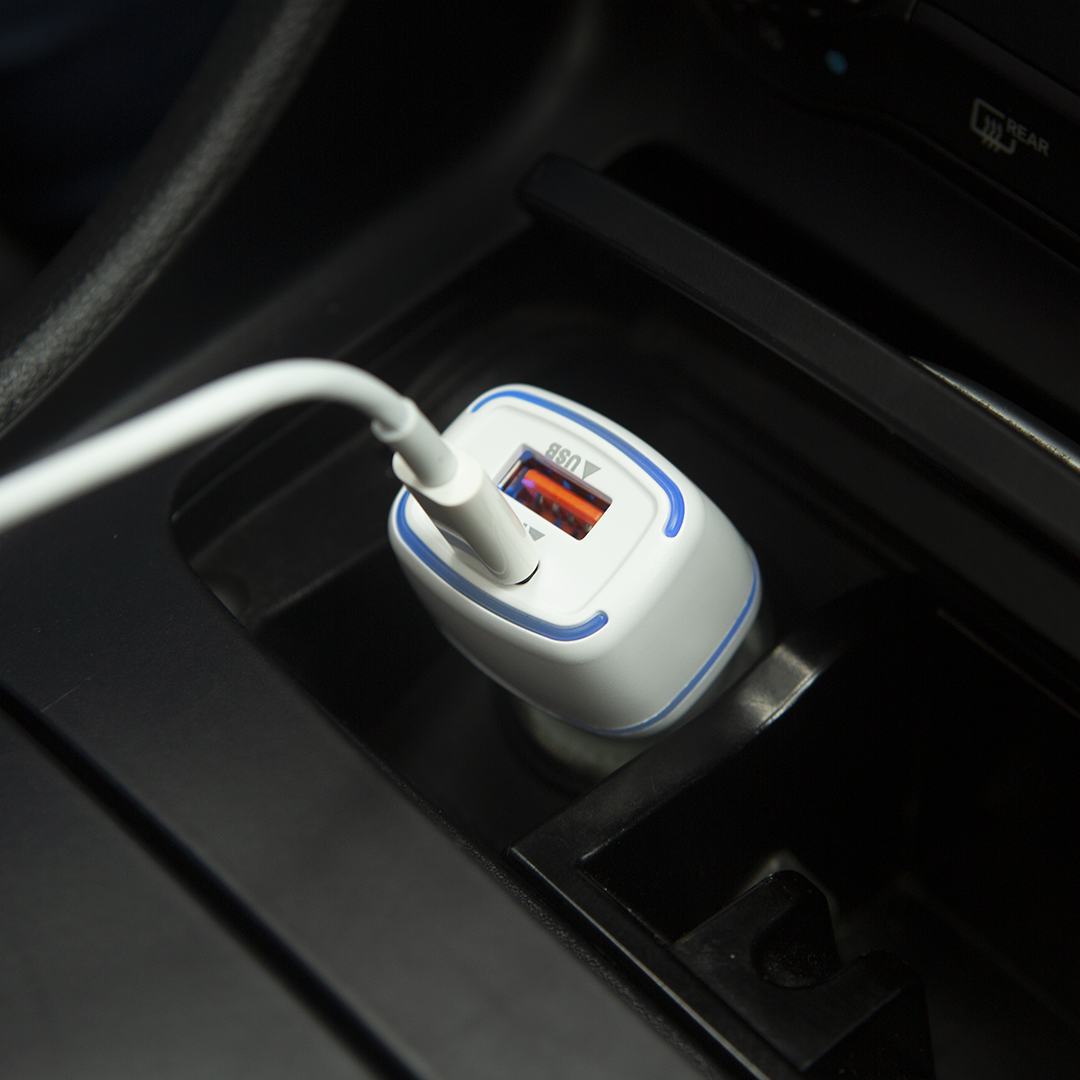 Cargador para Auto VEX 8A USB-A + USB-C